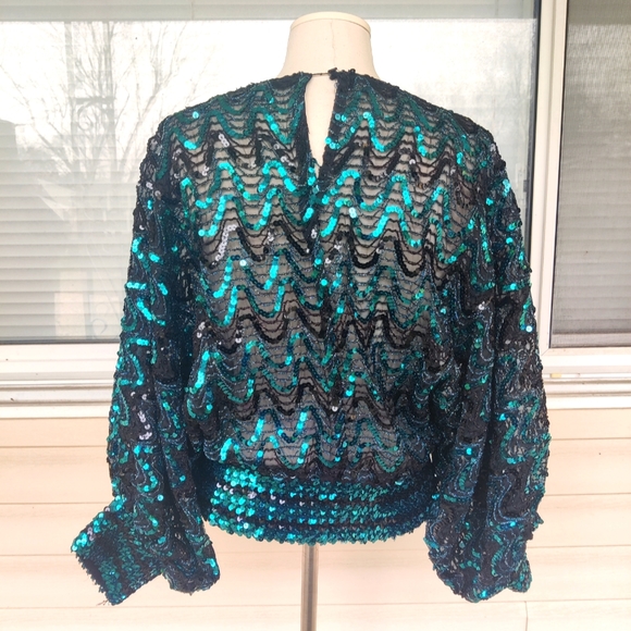 XS/S/M/L 70s/80s Green Sequin Dolman Batwing Sleeve Poncho Party Top - Picture 6 of 9